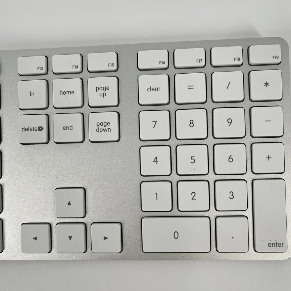 Genuine Apple A1243 USB Wired Aluminum Keyboard‎ with Numeric KeyPad - Tested